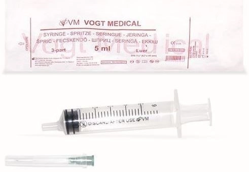 Шприц Vogt Medical мед стерил однораз с иглой Luer 22G д/инъекций (0,7х40 мм), 5 мл
